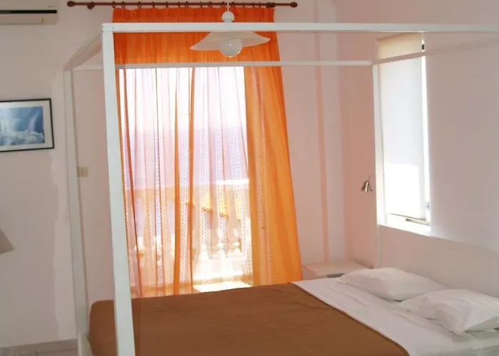 Poseidon Seaview أفيتوس